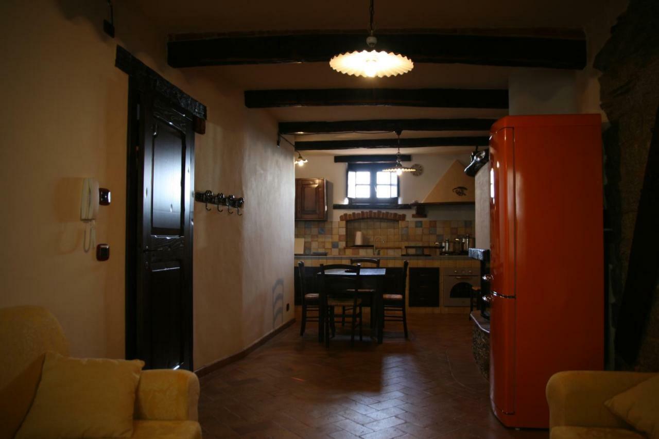 Apartmán Antico Restauro Fonni Exteriér fotografie
